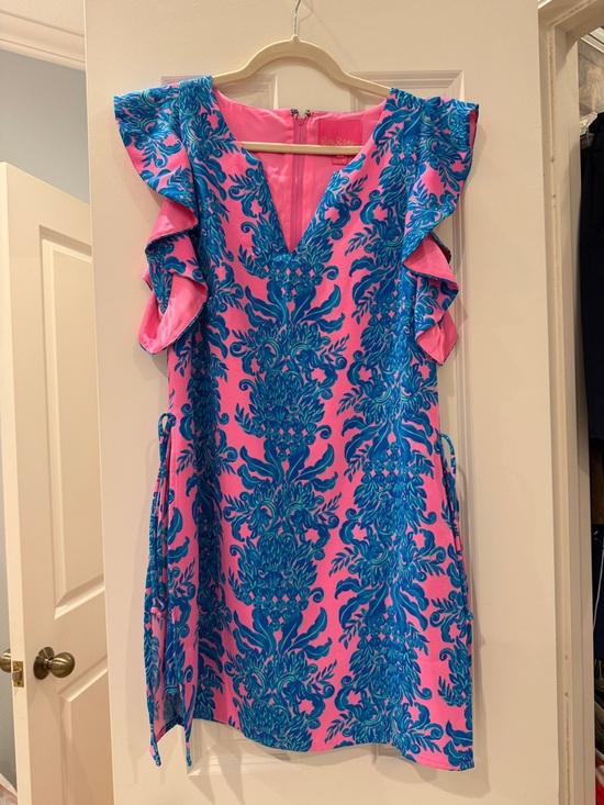 Lilly Pulitzer Dresses & Skirts - Lilly Pulitzer Pink and Blue Floral V-Neck Dress/Romper